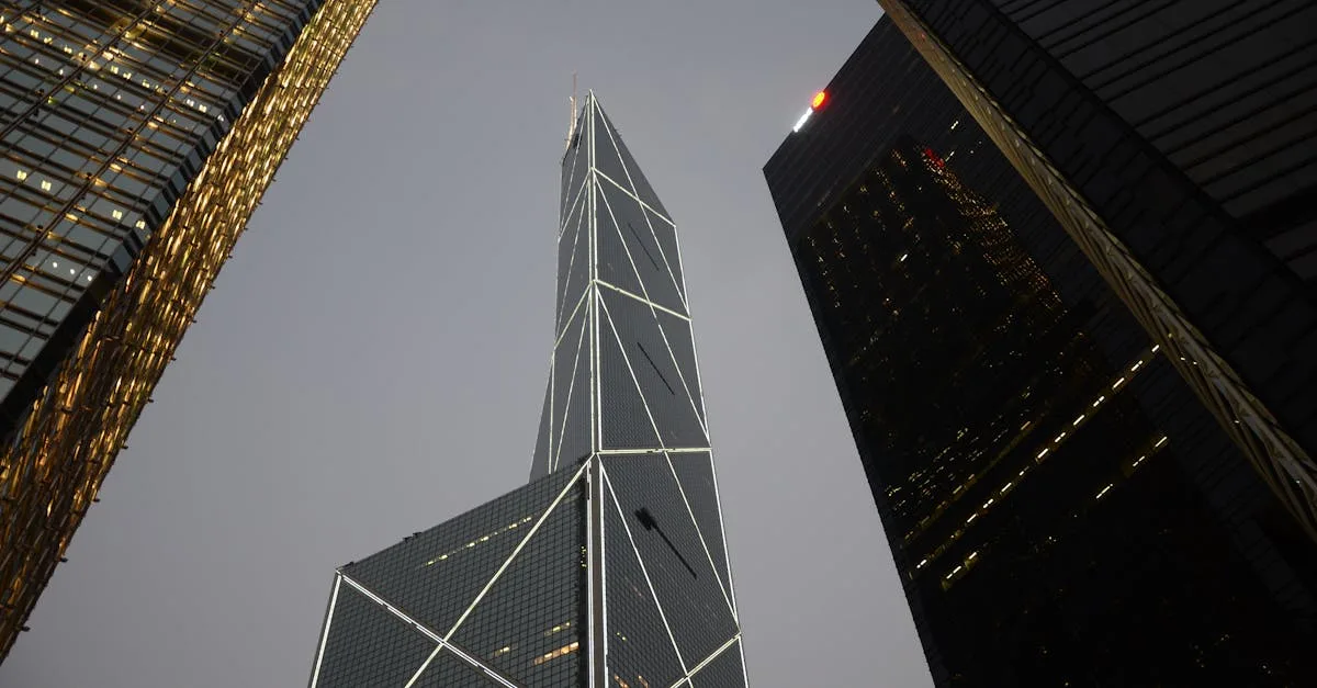 2026年香港银行开户全路径解析：大陆用户可行方案、银行清单与官方通道